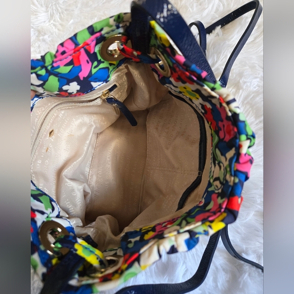 Kate Spade Floral Crossbody Bag with Drawstring - Picture 3 of 3